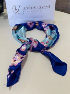 Lenço de Cetim LeVan