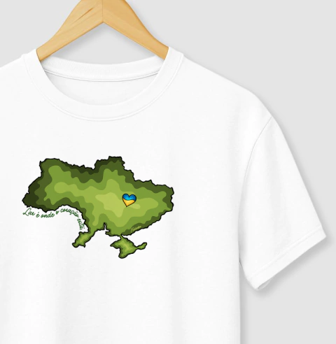 Camiseta Étnica Ucraniana "Lar É Onde O Coração Está"