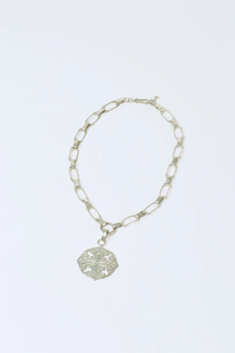 Collar Adelina