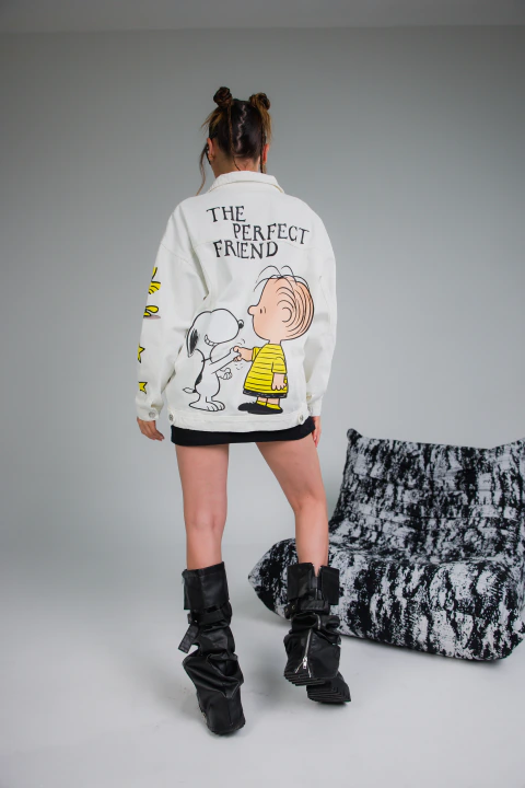 CHAQUETA OVER ZIZE SNOOPY