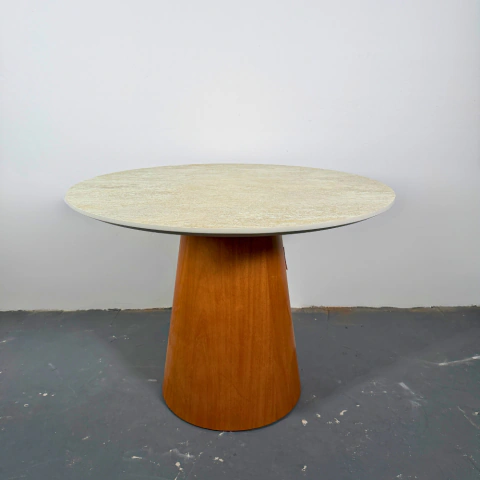 Mesa de Jantar Domo - Spazio Mobiliário