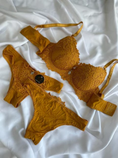 Imagem do Conjunto Leila Amarelo