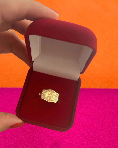 Anel Fivela com iniciais