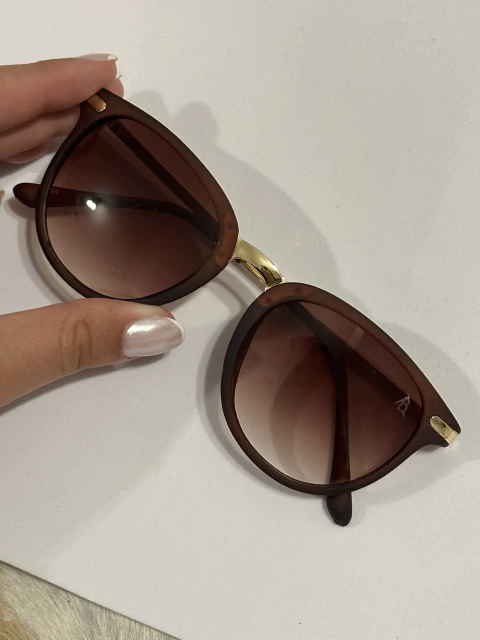 Solar Cláudia Marrom - comprar online