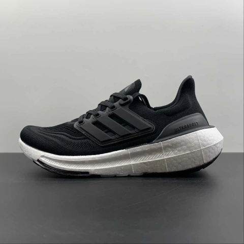 Adidas Ultraboost 23 - comprar online