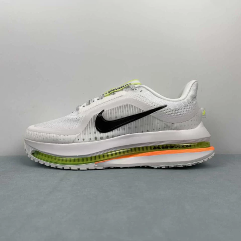 NIKE Pegasus Premium