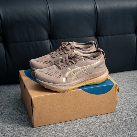 Asics GEL- Kayano 31