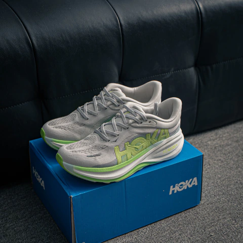 HOKA ONE ONE Clifton PRO