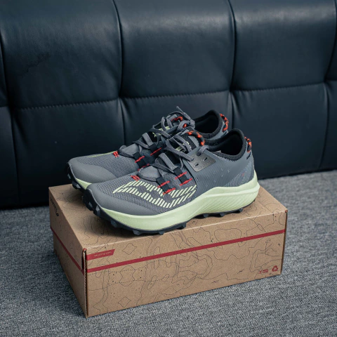 SAUCONY Endorphin Rift