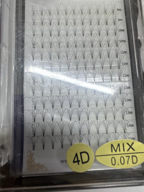 Masscaku Pre-fanned Russian