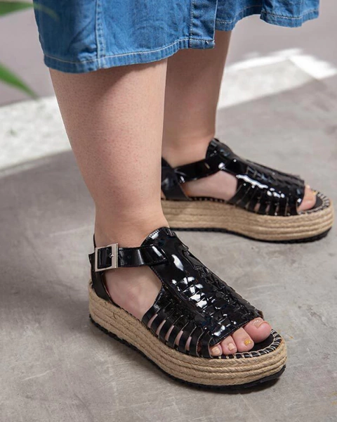 Sandalias negras con plataforma Adela - comprar online