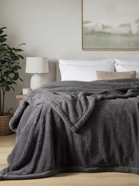 Cubrecama corderito Roma - comprar online