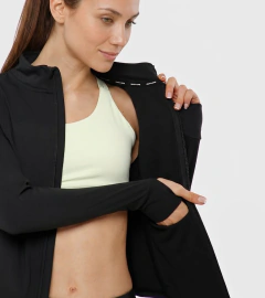Campera Mujer Montagne Milena Rompeviento Elastizada