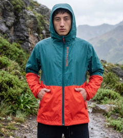 Rompeviento Impermeable Montagne Hombre Davos Con Capucha
