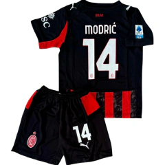 Kit Niño 25/26 Milan titular Modric Serie A