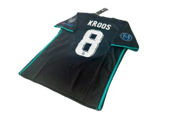 Real Madrid RETRO 2017/18 Kroos suplente negra - tienda online
