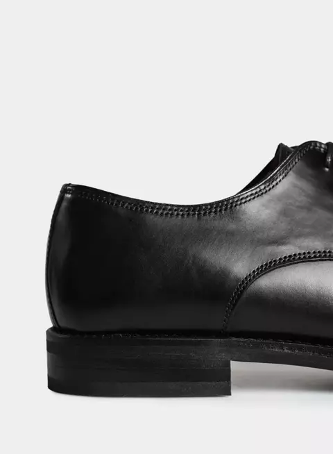 ZAPATO ACORDONADO FORMAL FONDO GOMA - Etiqueta Negra