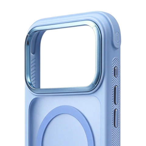 Aro cromado em volta da camera da AeroArmor Pro Light Blue