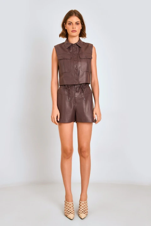 SHORTS CLOCHARD COURO QUILHA - comprar online
