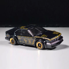 BMW 635 CSI - Hot wheels en internet