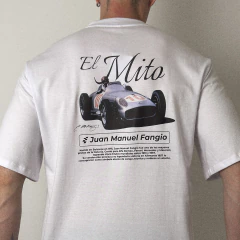 Remera Fangio "El mito" F1 + Hotwheel (de regalo) - Rev Cult