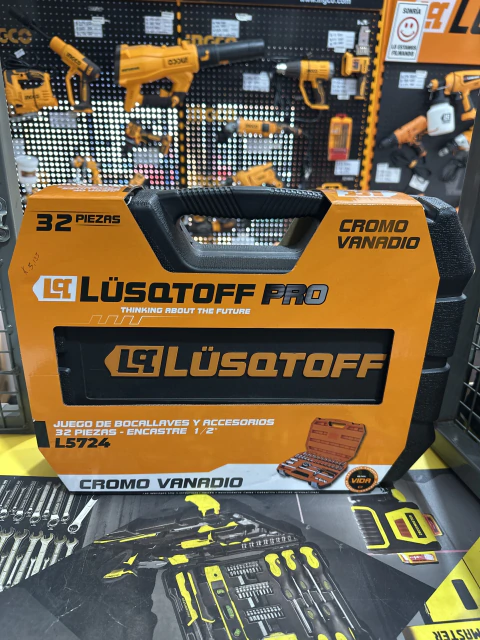 L5724 JUEGO DE BOCALLAVES Y ACCESORIOS LUSQTOFF 32 PIEZAS