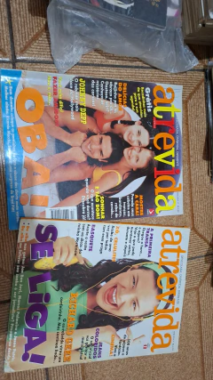 Kit com 15 Revistas Atrevida e Capricho