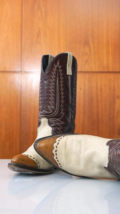 Bota Laredo (45 BR / 13 D EUA) na internet