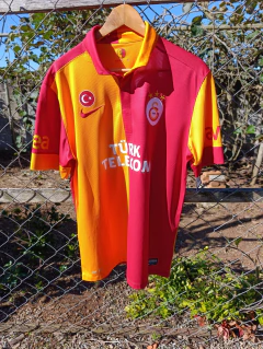 Imagem do Camisa Galatasaray 12/13 - Home - Drogba