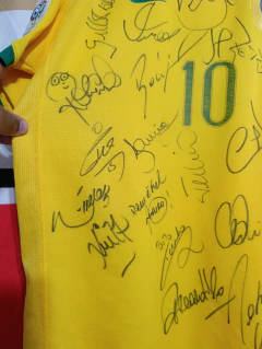 Camisa Brasil 2006 - Home - Ronaldinho Gaúcho - Autografada
