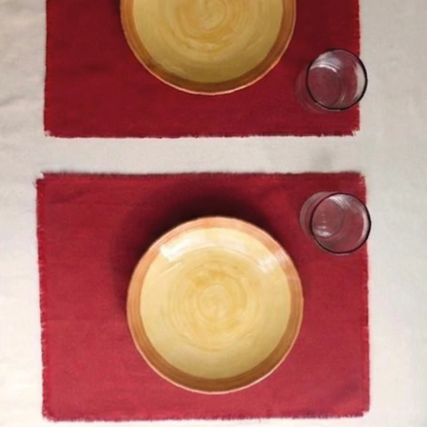 SET PLACEMAT ESSENTIAL RED + POSAVASO ESSENTIAL RED