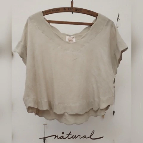 Remera Marea - Ana Paula Seara - Bordado, Moda Consciente y Talleres