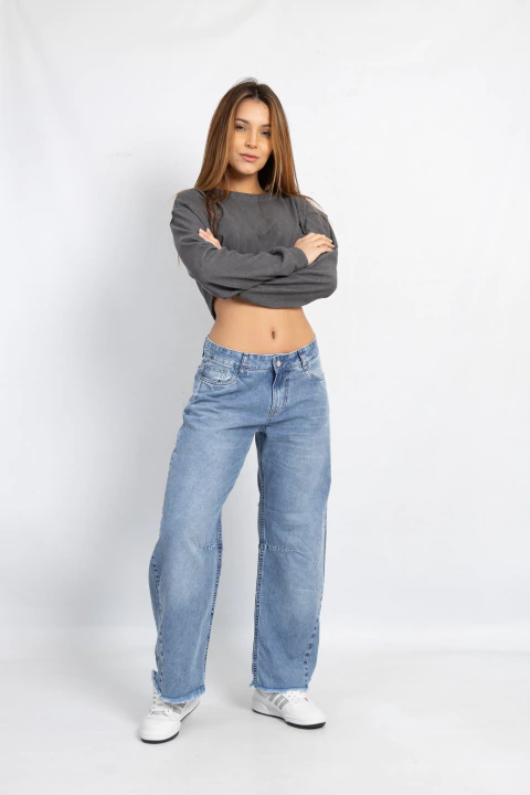 Art. 809 | BAGGY AZUL NEVADO RIGIDO TIRO MEDIO TALLES DEL 36 AL 42 ANDAR