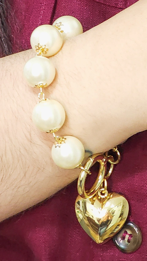 Pulseira Pérolas Maxi com Pingente Coração
