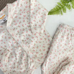 PIJAMA FLORES (M) MNA MIMOS BABY MIMOS BABY - comprar online