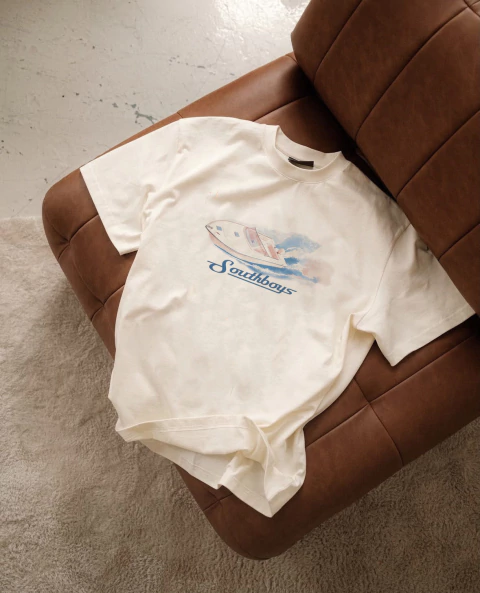 Cruise Remera - White Boat en internet