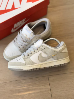 DUNK LOW SB TWO SWOOSH CINZA