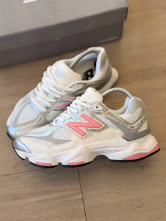 9060 BRANCO/ ROSA