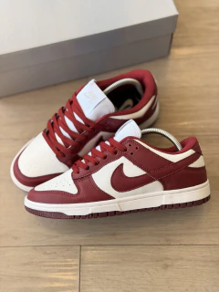 DUNK LOW SB MARSALA