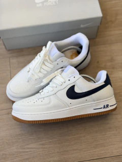 AIR FORCE 1 BCO/ AZUL MARINHO