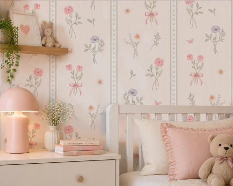 Papel de Parede Infantil Floral Delicado com Laços e Flores Aquarela - VARONI DECOR