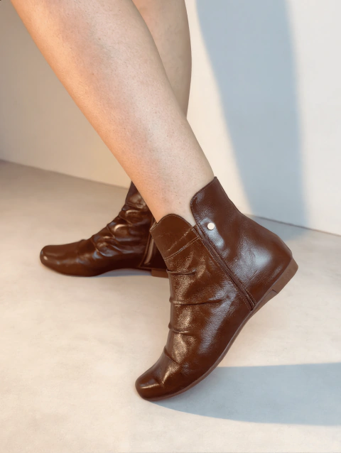 BOTA TINA