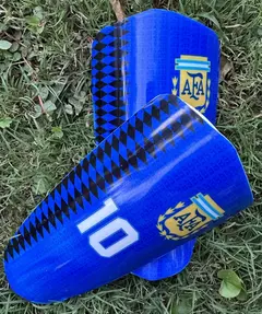 Canilleras Afa Selección Argentina Fútbol M Azul en internet