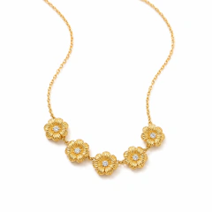 Colar Dahlia Flores com Cristais Banhado a Ouro 18k