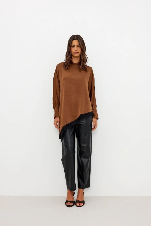 BLUSA MANGA LONGA COM DETALHE EM RENDA - REST1620