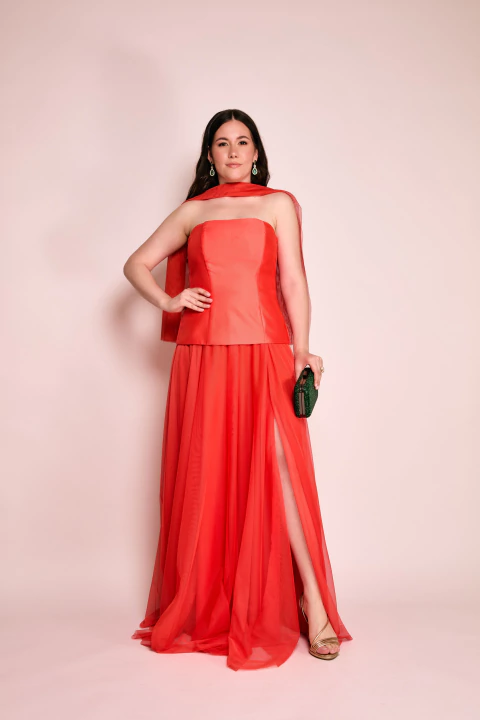 VESTIDO DE FESTA LONGO COM BUSTO EM ZIBELINE E SAIA EM TULE COM ECHARPE LARANJA - comprar online