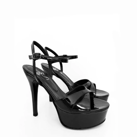 Sandalia Vega charol negro - comprar online