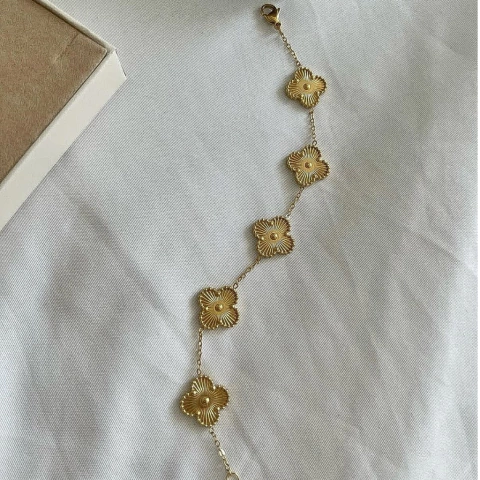 Pulseira Trevos Dourada