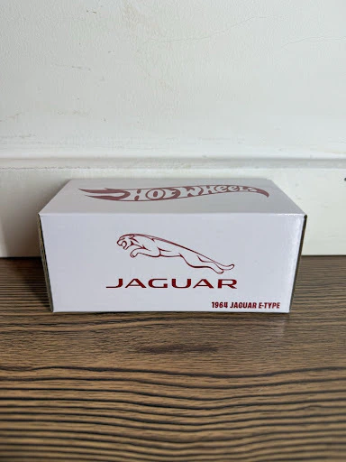Hot Wheels Jaguar E-Type – Red Line Club Exclusive