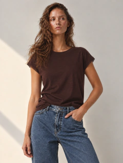 REMERA BORNEO - tienda online